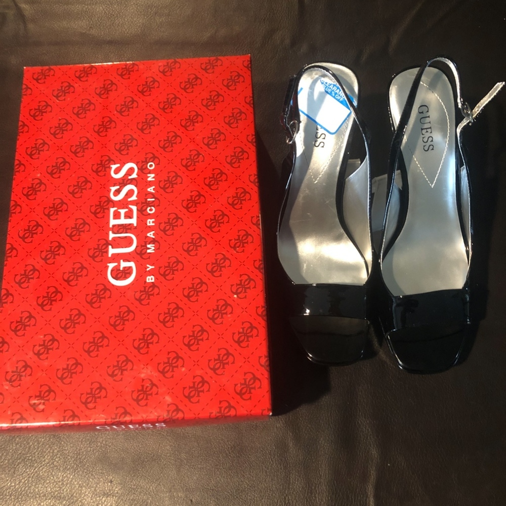 Brand new guess shoes